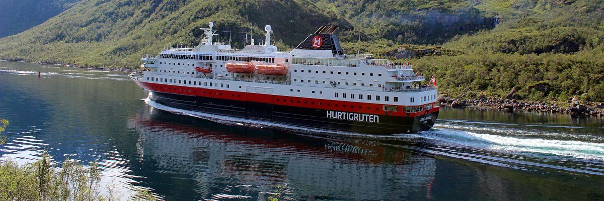 Designed with the Planet in Mind: The Partnership Behind Collette’s New Nordic Tours background