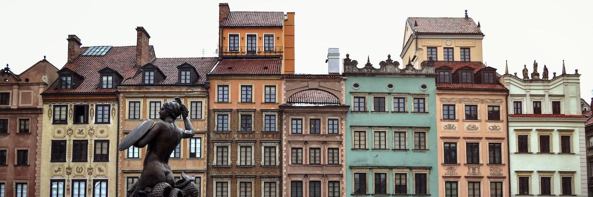 Castles and Kraków: Best Things to do in Poland - background banner